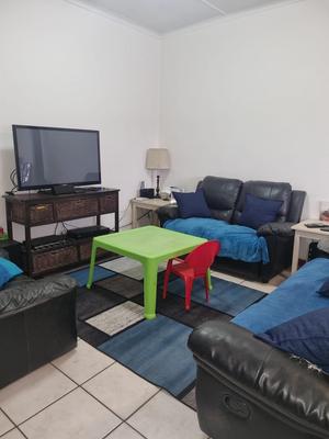 House For Sale in Goodwood Central, Goodwood