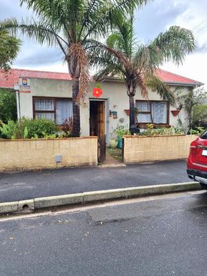 House For Sale in Goodwood Central, Goodwood