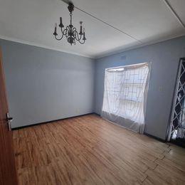 House For Rent in Ravensmead, Cape Town